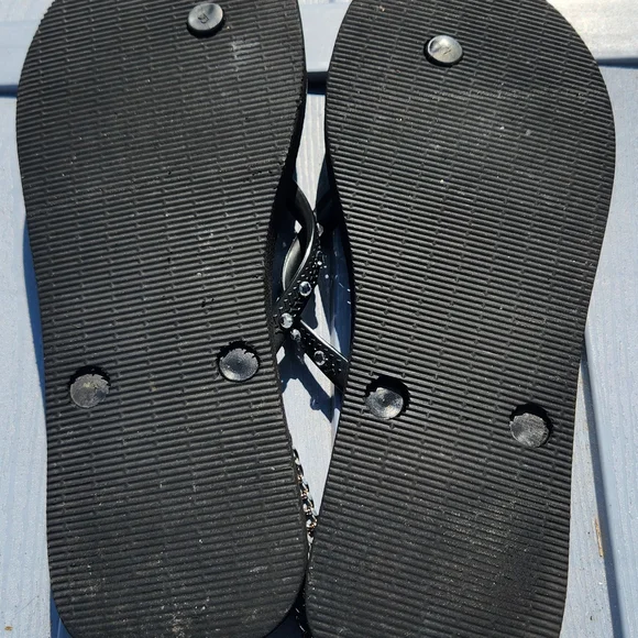 Skull Embellished Black Flip Flops - Picture 7 of 8